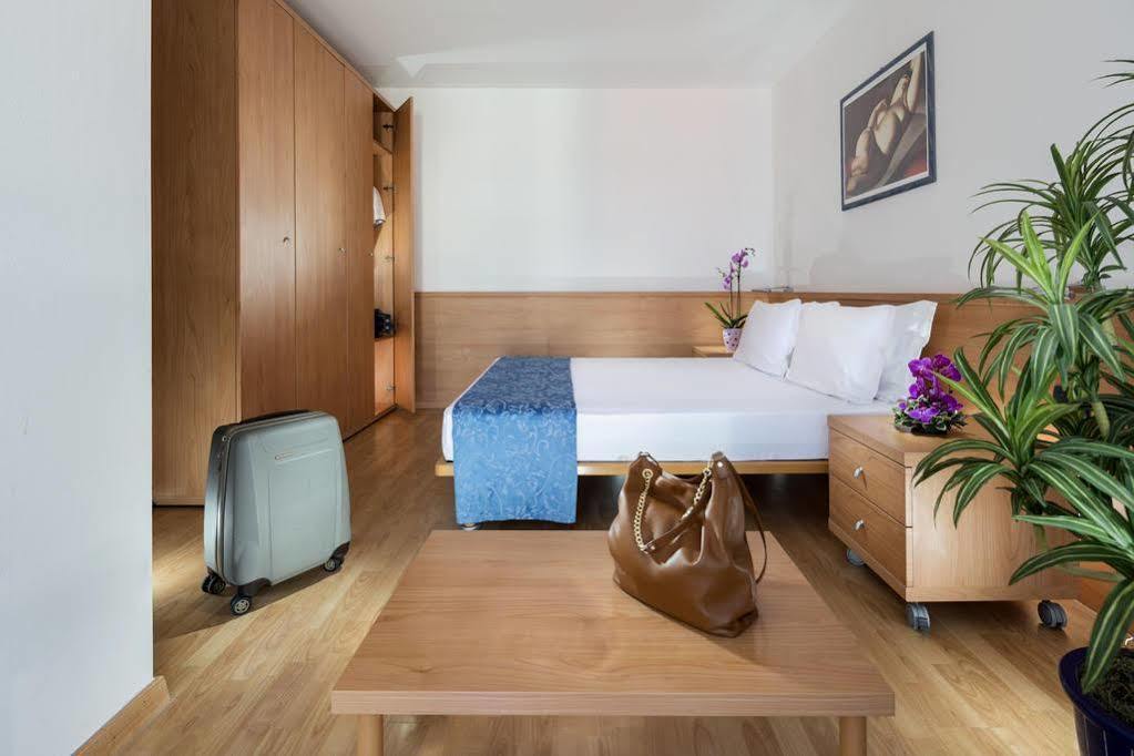 ליגננו סביאדורו Aparthotel Esperya מראה חיצוני תמונה